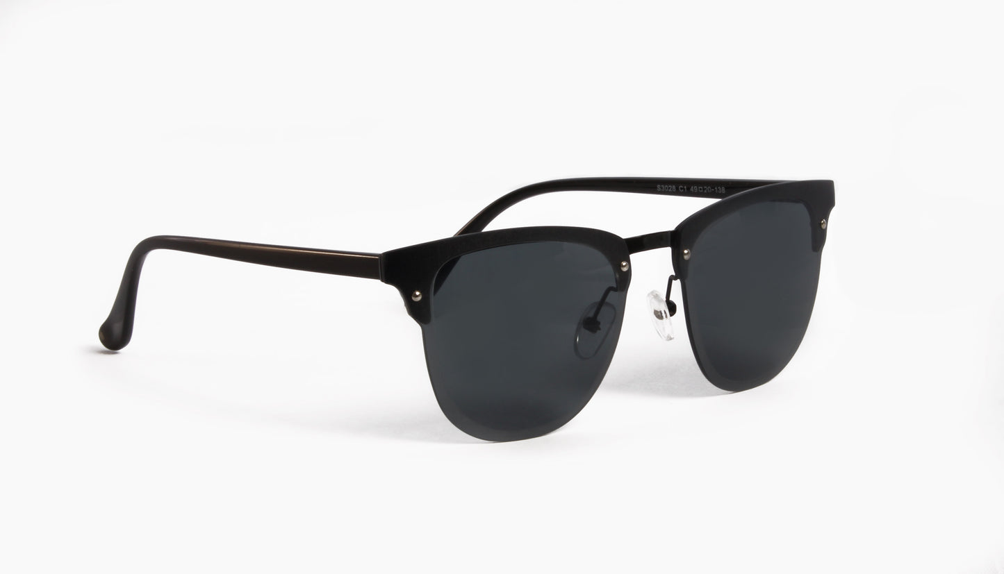 CAMBRIA BLACK SUNGLASS WITH BLACK LENSES